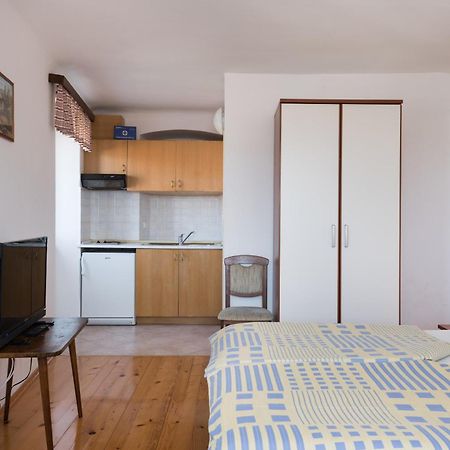 Apartments Mirakul Mali Losinj Bilik gambar