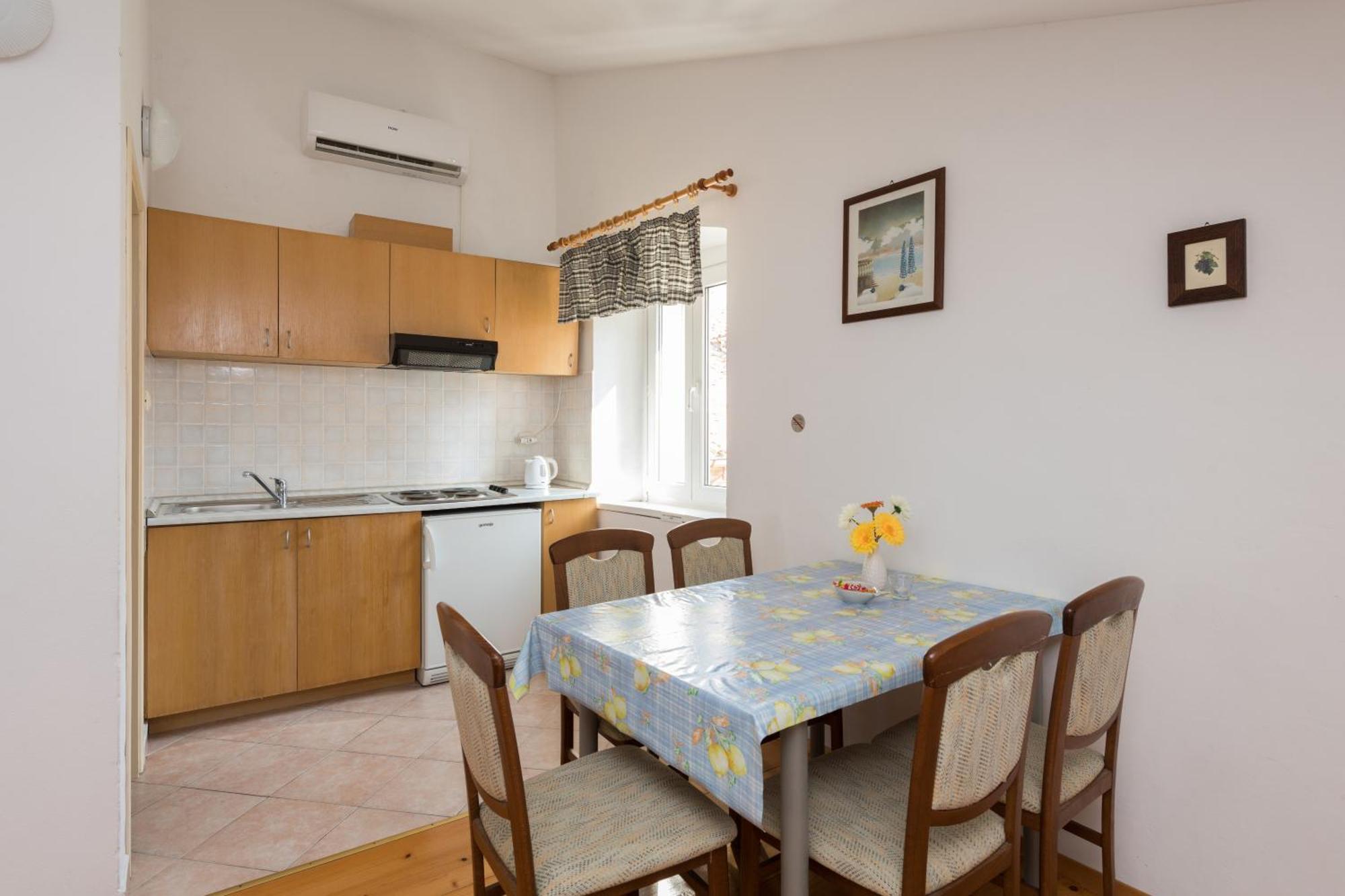 Apartments Mirakul Mali Losinj Bilik gambar