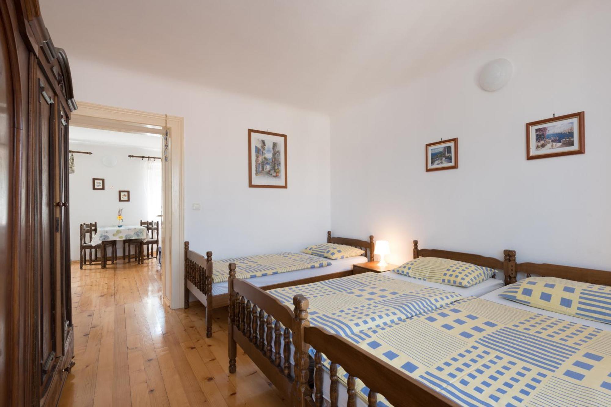 Apartments Mirakul Mali Losinj Bilik gambar