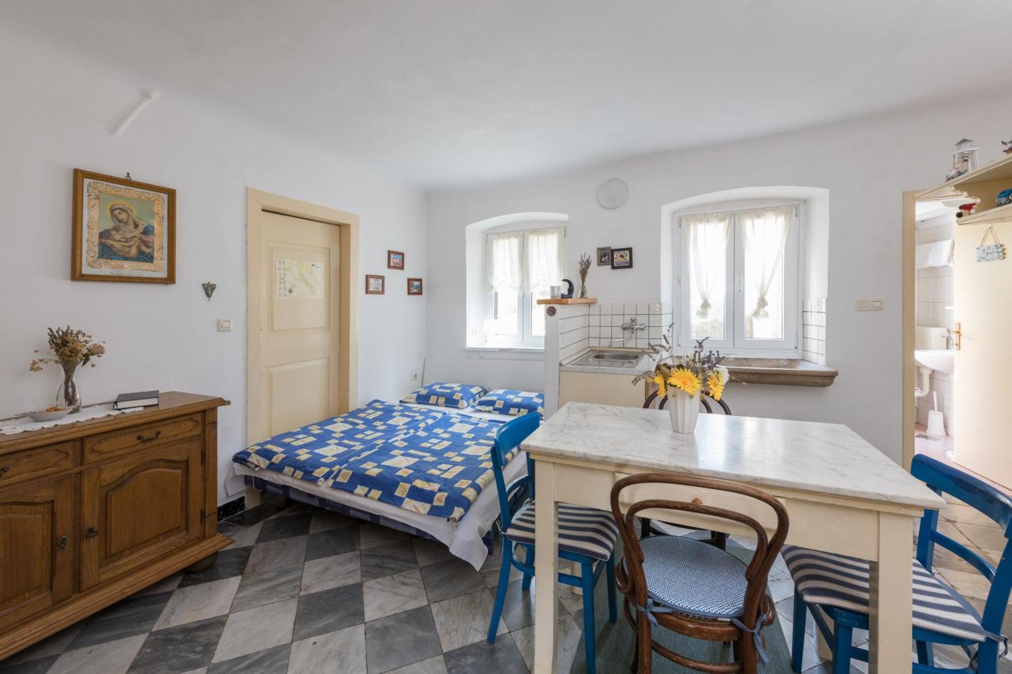 Apartments Mirakul Mali Losinj Bilik gambar