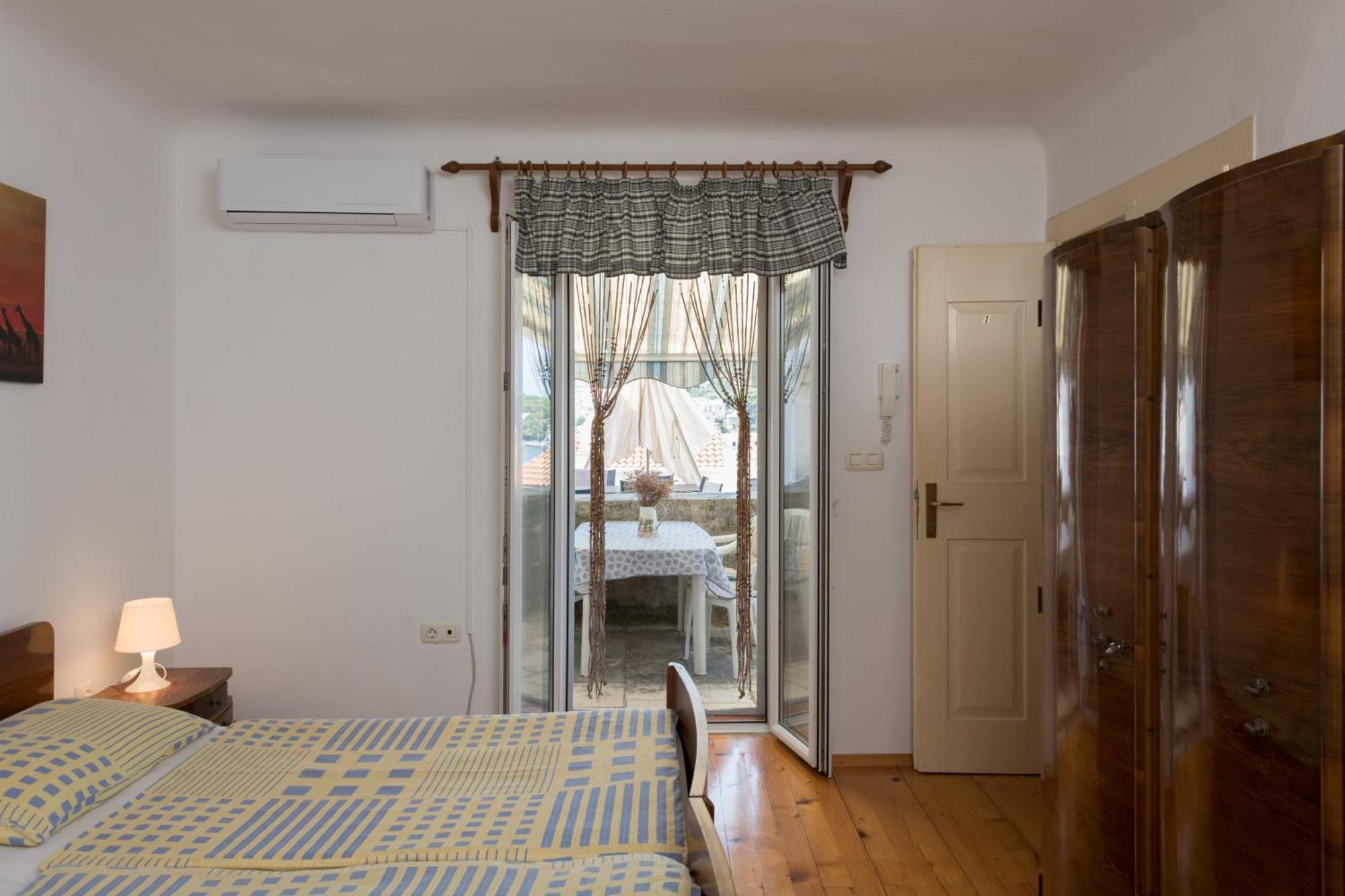 Apartments Mirakul Mali Losinj Bilik gambar