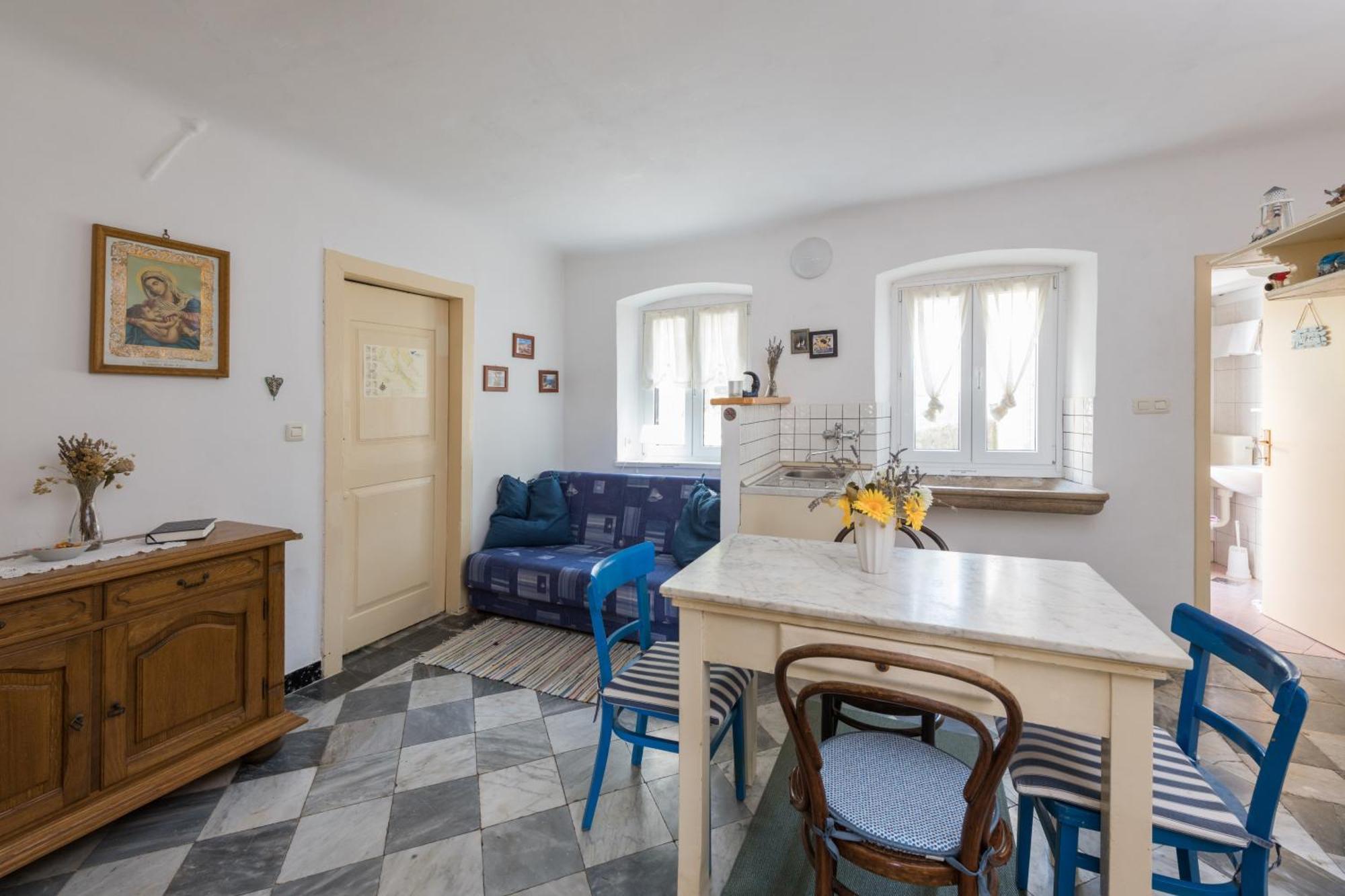 Apartments Mirakul Mali Losinj Bilik gambar
