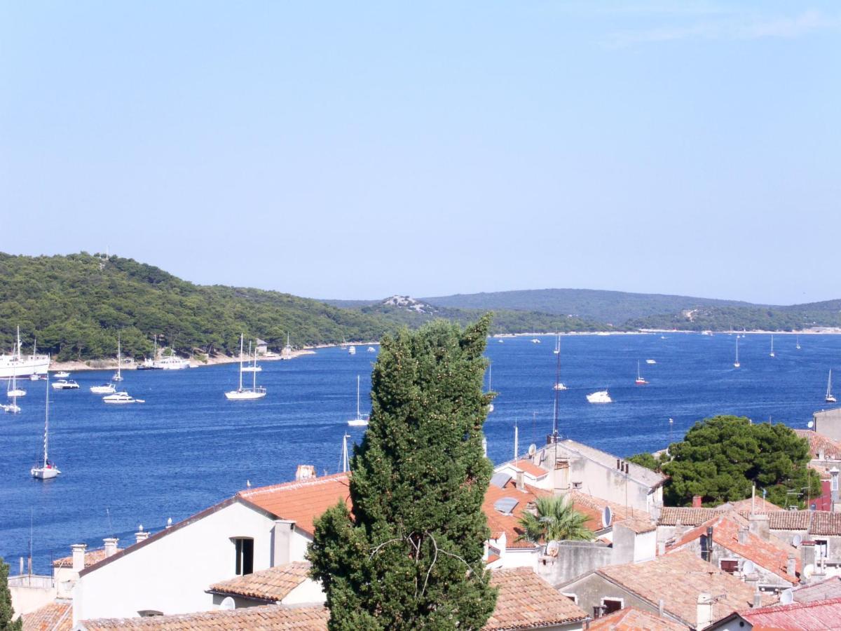 Apartments Mirakul Mali Losinj Luaran gambar