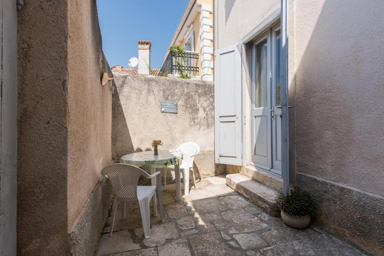 Apartments Mirakul Mali Losinj Luaran gambar